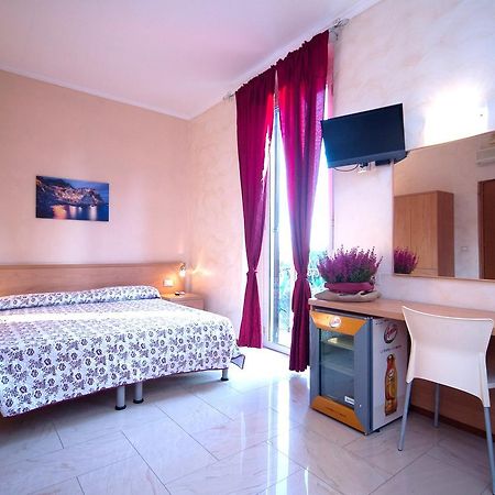Hotel Villa Flora Bogliasco Kültér fotó
