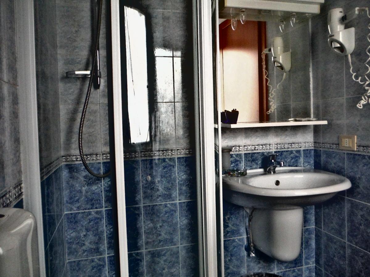 Hotel Villa Flora Bogliasco Kültér fotó